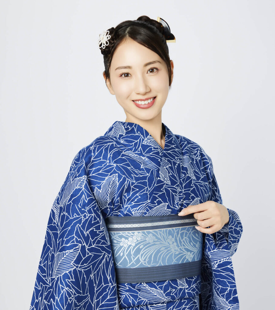 Y8 伊勢型写し浴衣「木洩れ日」瑠璃色（4枚目）